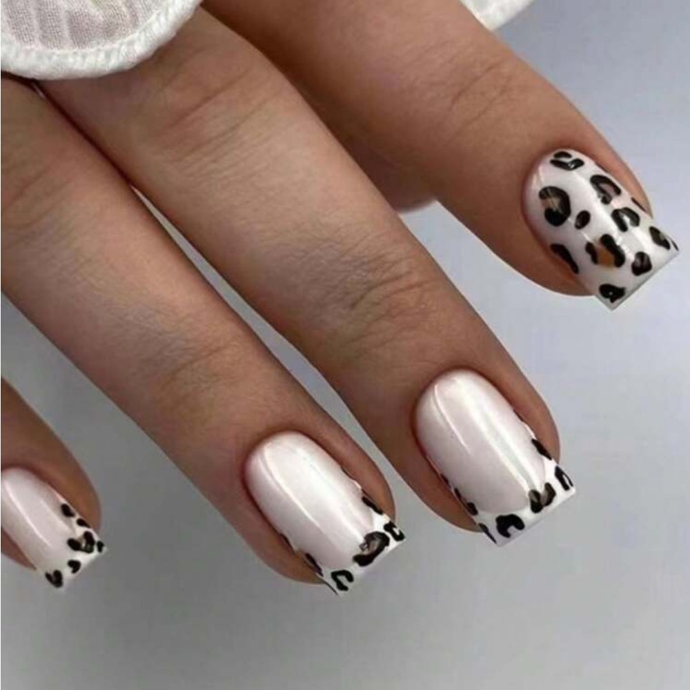 Aurora French Leopard Press On Nail Set NEW 🏷️